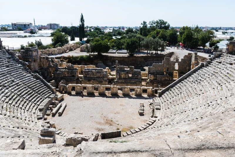 Descubre Demre